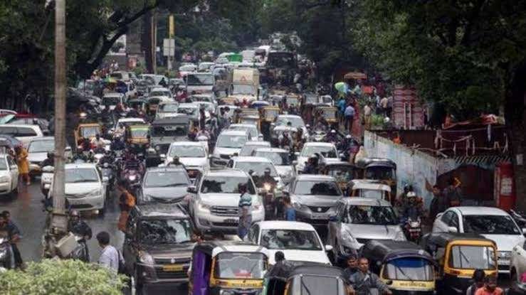 Pune Roads Paralyzed by Traffic Jams and Chaos After Heavy Rains